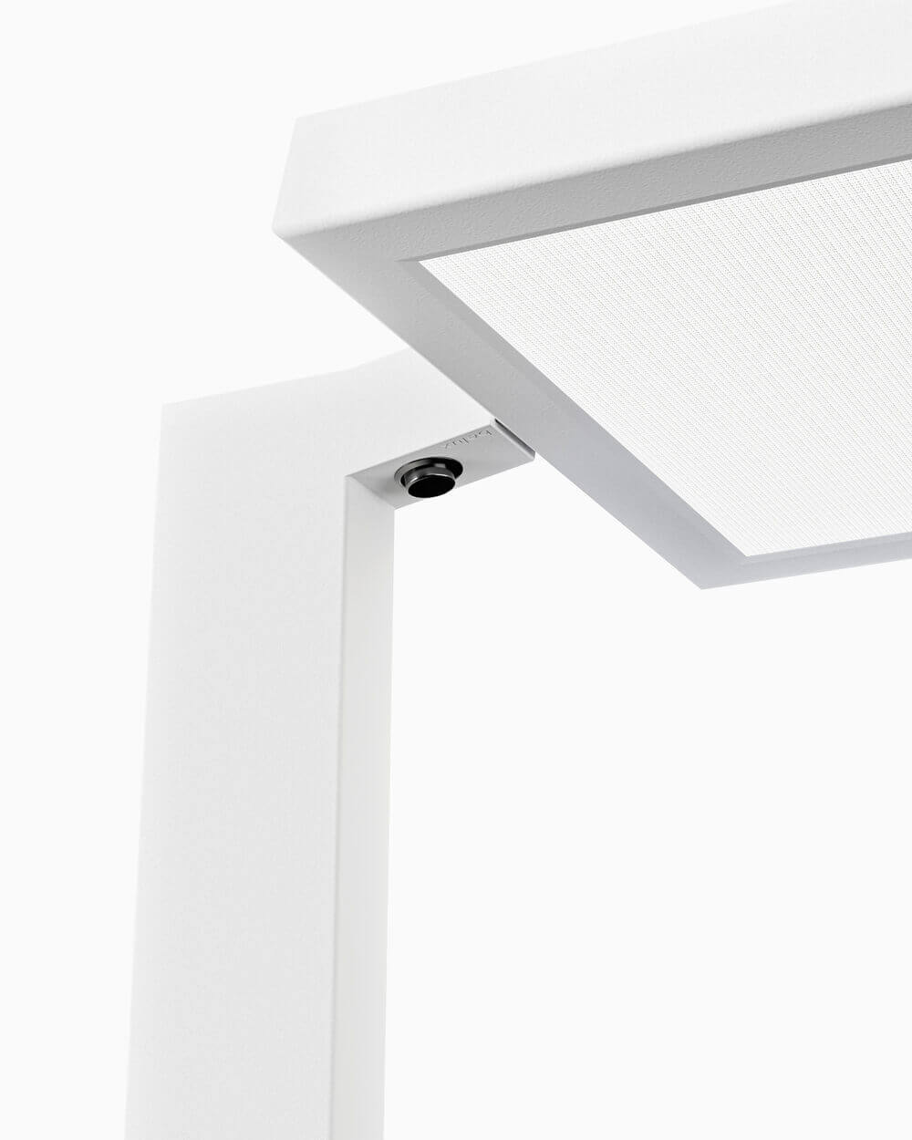 Detailaufnahme der Lampenmodelle 'Bob' von Belux mit weißem Rahmen.