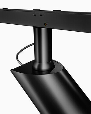 Detailansicht des BTX Strahlers von Belux mit schwarzem Design.